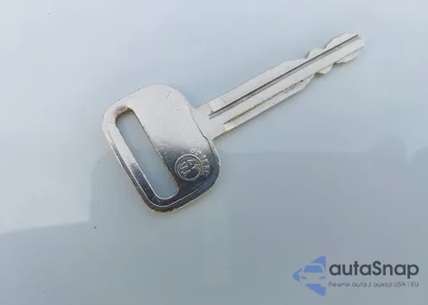 2009 Pontiac Vibe from USA, damaged, VIN 5Y2SL67899Z470227